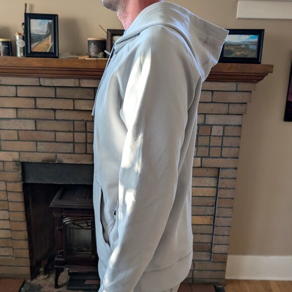 Ten Thousand Men's Midweight Tech Hoodie (Full Zip) Light Grey Large - Picture 2 of 9